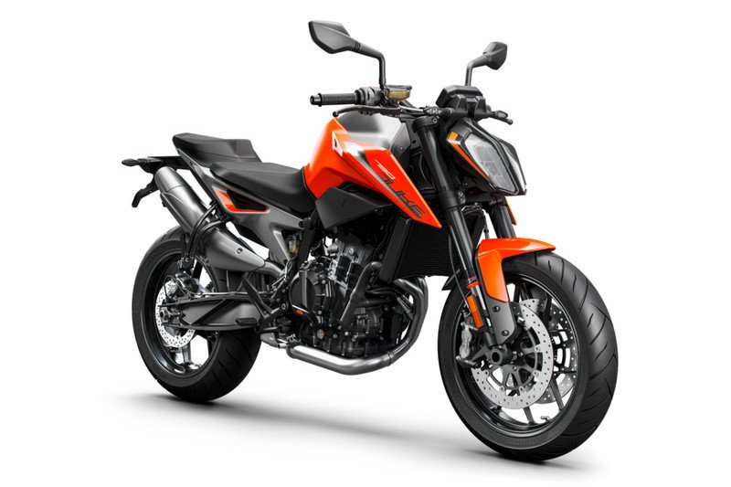 209324_KTM 790 DUKE right front MY 2018