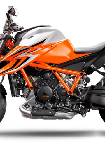 415772_MY22 KTM 1290 SUPER DUKE _90_ left_EU_ Global
