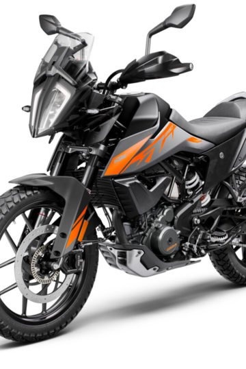 417267_KTM Adventure 390 MY22 BLACK Front-Left_EU_ Global