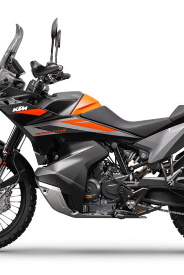 457272_890 ADVENTURE Black MY23 90-Left_01 LAUNCH KTM PICTURES_VIDEO_EU_ Global