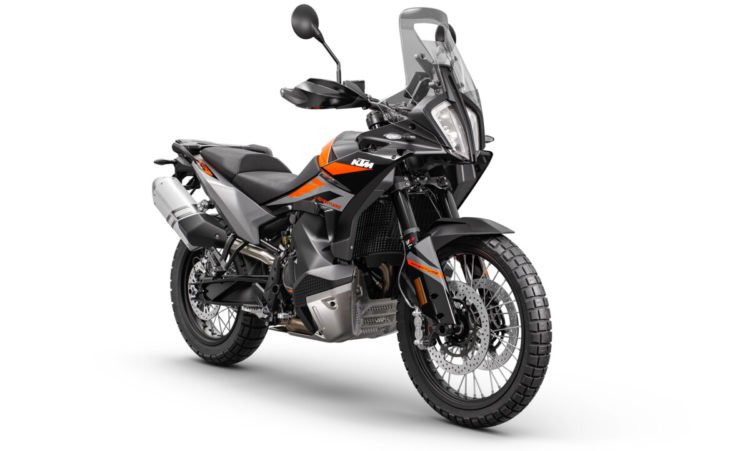 457279_890 ADVENTURE Black MY23 Front-Right_01 LAUNCH KTM PICTURES_VIDEO_EU_ Global