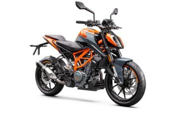 463844_MY23 KTM 390 DUKE_ 45 degree front right - INDIA CTG _LIQUID METAL_INDIA