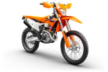520444_MY24_KTM-450-EXC-F_EU_Front-Right_EUROPE GLOBAL