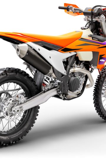 520462_MY24_KTM-450-EXC-F_EU_Rear-RIght_EUROPE GLOBAL
